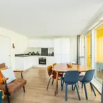 Modern New 2Br Flat Wbalcony In Peaceful Brixton