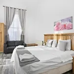 Beiroom Hyde Park Apartments