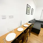 Flat 1 Stay In Aldgate