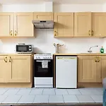 Very Large Studio On Finchley Road 15
