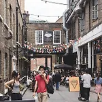 Neat Studio In Shoreditch