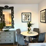 My One & Only By Sloane Square Airconditioning