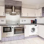 Amazing Thames View Apartment