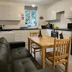 Lovely Double Rooms In Euston & Square In Central London