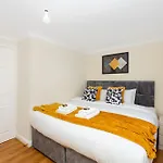Charming 1Br Flat, Canning Town, Excel, City Hall