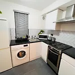 Hidden Oasis Comfy Studio In New Cross London