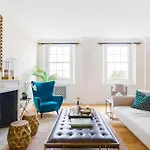 Quiet Luxury Escape For 6 In Covent Garden