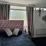 Double Private Room With Shared Bathroom Facilities
