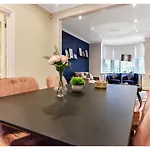 Homey And Pleasant 3Bd
