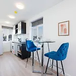 North West London Studio Apartment By Av Stays Short Lets London
