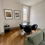 Modern Flat Near Oxford Street