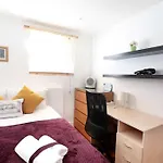 Lovely Private Bedrooms In Euston Station - 121