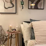 Stylish Putney Village Flat