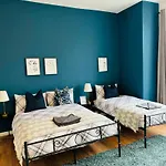 Jubilee Rooms 15 Minutes Central London