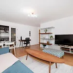 2 Bed 2 Bath Close To Big Ben