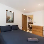 Urban Oasis With Views In Old St