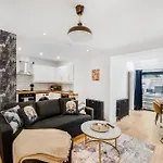 Classy Abode In Hackney - Garden - Sleeps 6