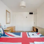 4-Bedroom Flat Near Bigben,Parliament & London Eye
