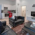 Stunning 1 Bed Flat In The Heart Of Little Venice
