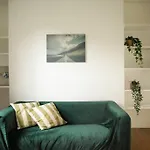 2 Bedrooms Flat In Hammersmith