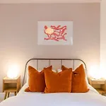 The Clissold, Two Bedroom Apartment N5