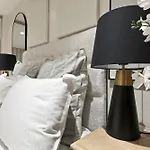 Hububb Luxury Apartment Kensington