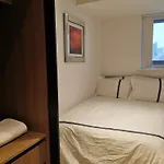 Homestay Room With Stunning Thames River View