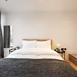 The Battersea Place - Charming 4Bdr Flat
