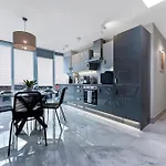 Creative Stylings 2 Bedroom In Wembley Park