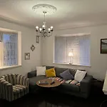 Luxury Cottage Room