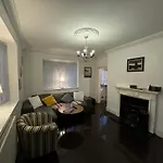 Luxury Cottage Room