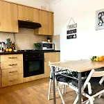 Beautiful Flat In Brixton