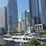Canary Wharf View Apartments