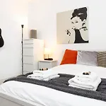 Bright & Cozy 1 Bdr Apt Wcharming Private Terrace