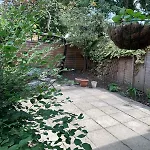 Charming 2 Bedroom Home 3 Mins From Arsenal Station