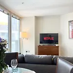 Vip Serviced Apartments London Perfect Location Business & Leisure
