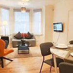 Brompton Apartment In Kensington