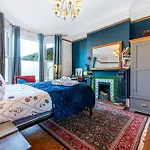 London Garden apartment