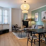 New 3Bed With Air Con In Chelsea