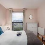 Bright And Stylish Kennington Gem
