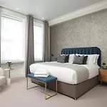 Uber Mayfair Luxury Apartment