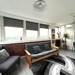 Amazing View 2 Bedroom In Abbey Road