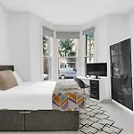 Hackney Suites