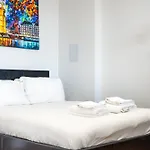 4 West London Brand New Loft