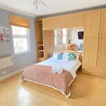 Immaculate Studio Apartment In Central London