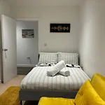 Double Room With Shares Bathroom