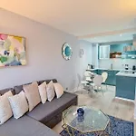 Modern Flat - Fantastic Location 10 Min Walking To Oxford Street!