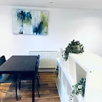 Gorgeous One Bed Room Flat In Central London