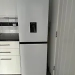 Fully Furnished 1 Bedroom Flat