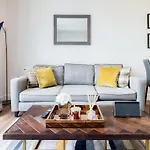 Spitafields 2 Bed Shoreditch Apartment